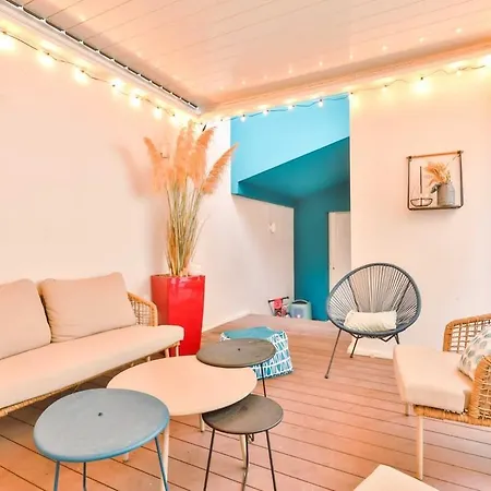 Comfortable Near La Defense 쀼또